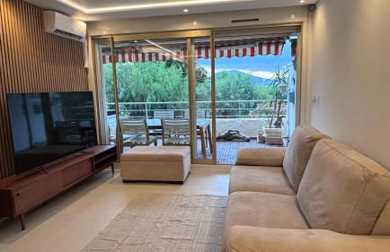 JARDIN TERRASSE EDEN SAINT TROPEZ - Parking Pool AC 4P - Photo 4