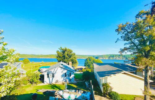 Lake View Twin Homes, Spacious Decks & Kitchens - Foto 9