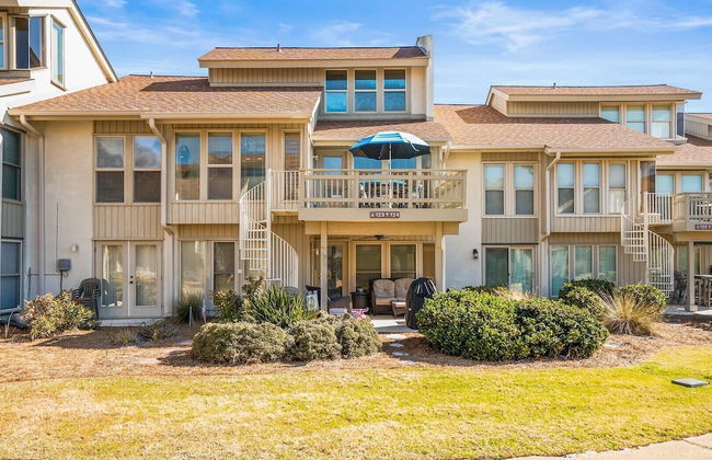 Recently Renovated Condo w/ Breezy Ocean Views - Steps to Beach - Foto 41