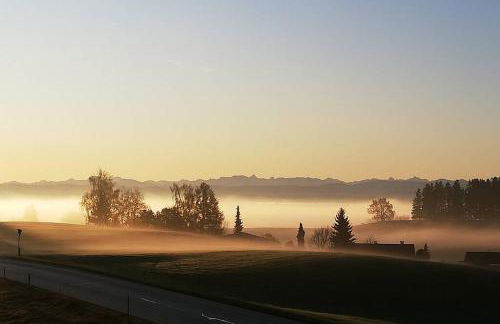 5Sterne Ferienwohnung im Fachwerk mit Bergblick in Alleinlage und großem Garten, Infrarotkabine - Foto 50