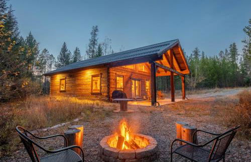 Frontier Cabin by Twin Beds Vacation Homes - Photo 1