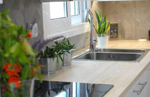 Bright and airy home 50 meters from the beach - Foto 7