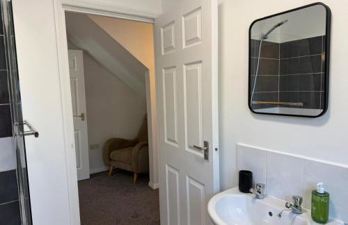 Gatwick 2 Bed Apartments Free Parking - Foto 33
