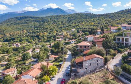 Stonehouse 2 Bedroom Chalet on Olympus Amazing View - Photo 23