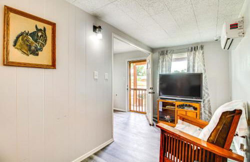 4 Mi to Rio Grande Bosque Farms Home with Patio! - Foto 10