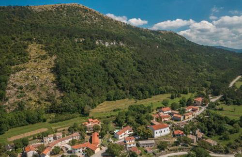 Apartman Cottage house Brest(Buzet) i ugodan odmor - Foto 12