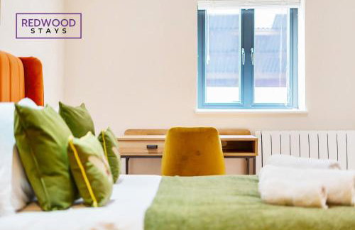 Quality Serviced Apartments in Camberley Town Centre, Free WiFi By Redwood Stays - Foto 12