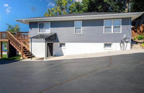 3Bed 2Bath Luxury Lake House on Myers Bay Private Pier Beach Firepit and Deck - Foto 59