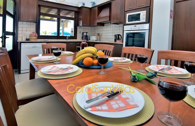 Nature - Direct To Sandy Beach, Impressive Villa, Quiet Area - Foto 38