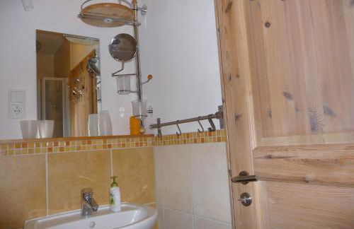 Haus Bergwiese - für Naturfreunde, Familien, Wanderer - Foto 2