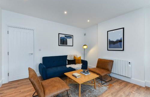 Charming 2Bed Flat - Spacious & Prime Location - Foto 8