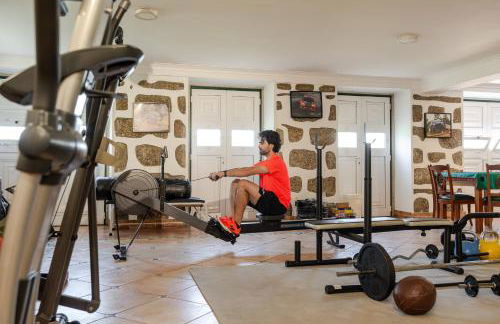 HostWise - Modern Villa & Shared Pool in Paredes - Foto 6