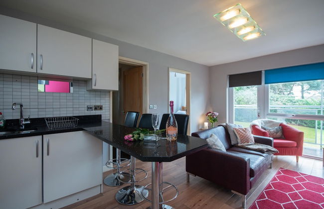 Fairwinds in Poole With 2 Bedrooms and 1 Bathrooms - Foto 2