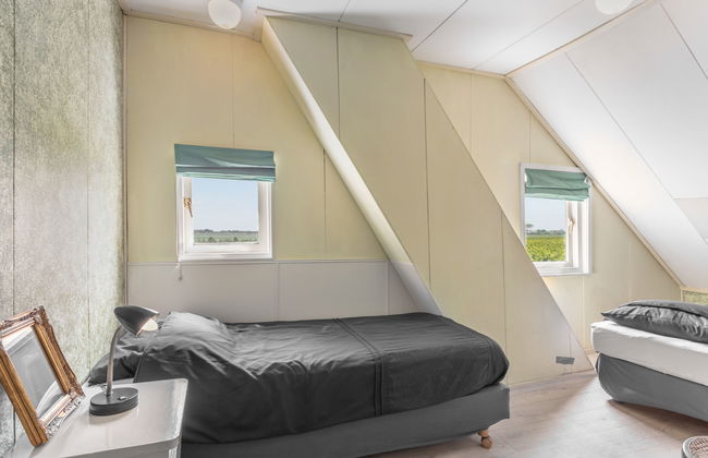 7 bedroom House in Zaamslag with garden - Photo 18