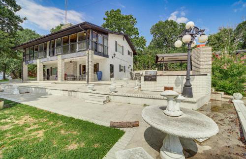 Lakefront Eufaula Escape with Dock and Private Beach! - Foto 31