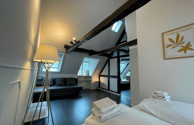 Designer Loft - Direct Marble Church Views - Foto 4