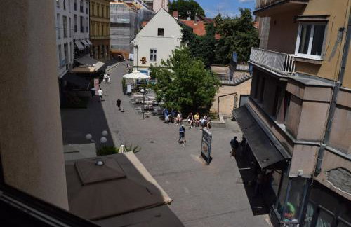La Zagreb - Foto 38
