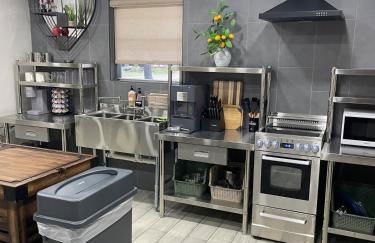 HomeSuite Cabin near Choctaw Casino Fun - Foto 32