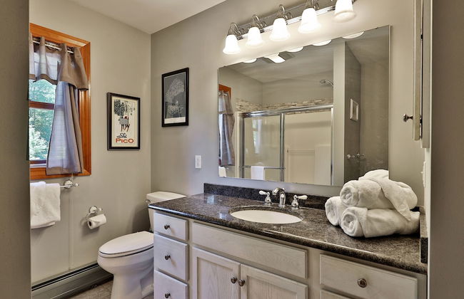 Cortina Mountain Chalet - Outdoor Hot Tub - Close To Pico And Killington Mountains 3 Bedroom Home - Foto 21