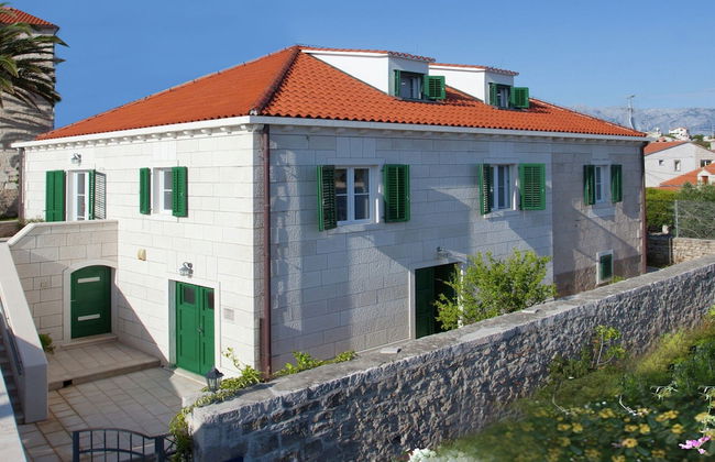 Villa in Selca With Pool Near Adriatic Sea - Photo 27