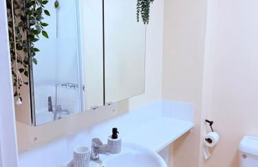 Central Comfort Southampton, Free Parking - Photo 9