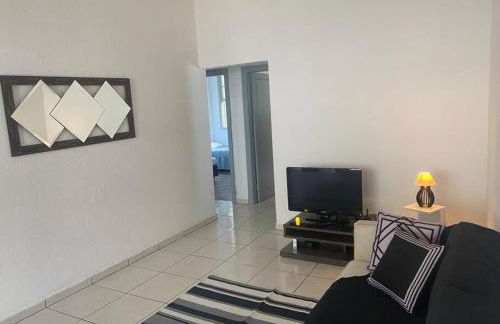 Linda Casa para grupo/ 1km da Expo SP /500m metrô - Foto 18