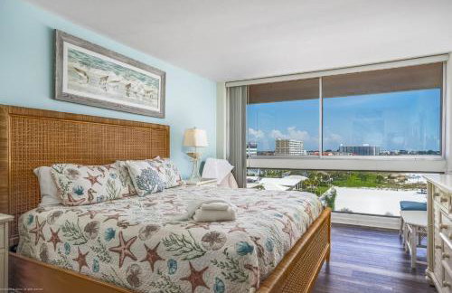 Palm Bay Club 7th-Floor Oceanfront Condo on Private Beach - Foto 6