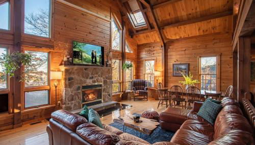 Rustic Ridge Log Cabin: Hot Tub, Games, Views! - Foto 1