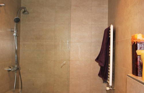 BERNABEU, luxury y luminoso apartamento entero - Photo 24