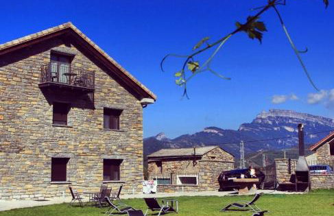 Puerta de Ordesa Garden - Photo 2