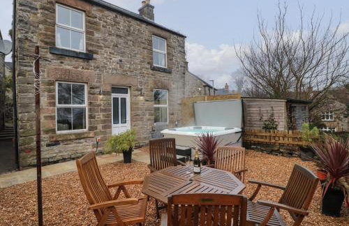 Woodbine Cottage - Photo 16