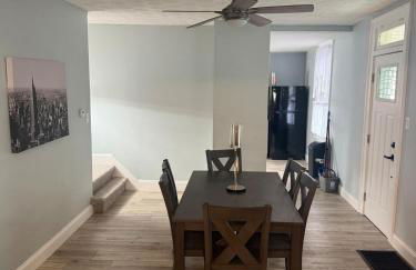 3 bed room 5 beds 1 bath sleeps 6 guest - Foto 6
