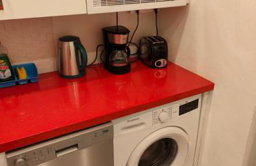 Rua Nova Apartment 28, 3 Dormitorios, WIFI, PS4 y Netflix, a 200m Catedral - Foto 9