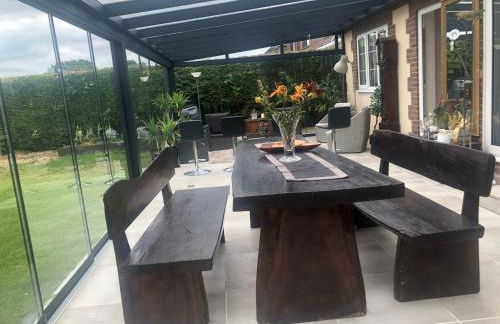 Entire guest suite with gated property - Foto 18