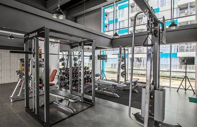 Best Price Studio Apartment The H Residence near MT Haryono - Foto 20