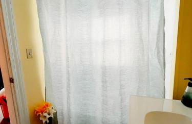 Giggling Creek Cottage - BedJet! King Sized! Gazebo, 45 Acres, Arcades, Nintendo, more - Photo 39