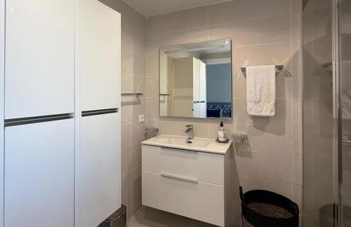 Sun Gardens Penthouse - Photo 24