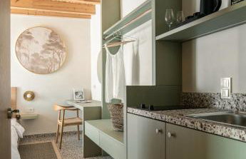 FOS Luxury Suites - Photo 38