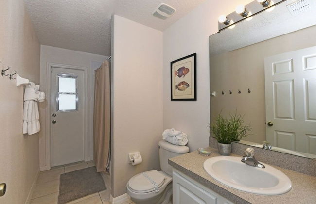 Beautiful 5 Bed Pool Game Room 5 Bedroom Home by RedAwning - Foto 14