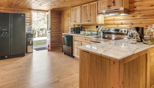 Hike, Golf and Explore Pet-Friendly Apt in Etowah - Foto 3