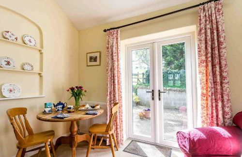 Character Farm Cottages, 5 cottages near Dorset Coast - Photo 8