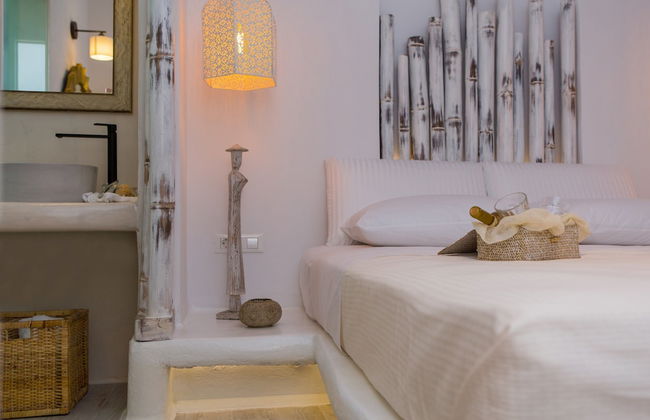 Naxian Lounge Villas - Photo 3