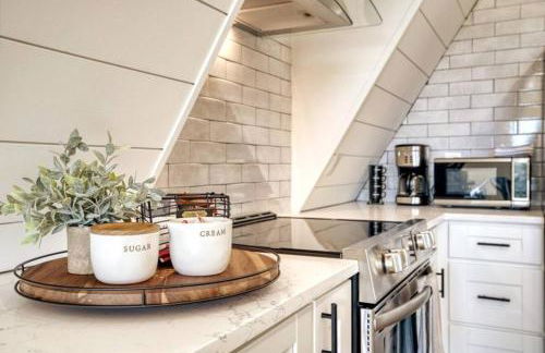 The Black Aframe - HOT TUB and Mountain Views - Foto 18