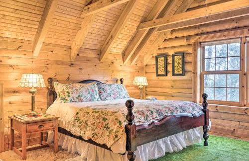 Family Friendly! Linville Cabin with Wraparound Deck - Foto 9