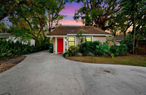 Zen Jungle House by Busch Gardens Sleeps 12 with Outdoor Games & Detached Play Space! - Foto 40