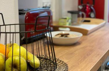 Bel appartement T3 au 1er étage avec cour intérieure au RDC - Villa Marie - Foto 10