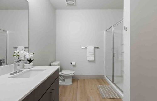 Luxurious Living 5 Min From Downtown - Foto 11