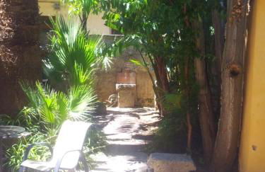 Villino with Garden - Photo 46