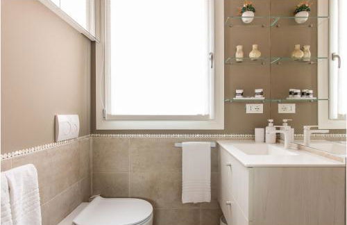 Tiffany Silver - Photo 31