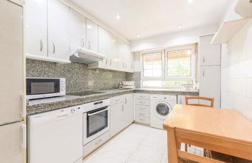 BeraBera,Parking free,2WC,Terraza,Aire acond,Auto Checkin - Foto 12